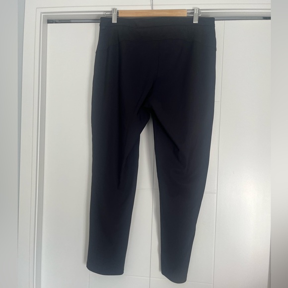 Black Lululemon mid rise trouser - Picture 2 of 6